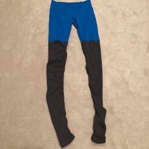 Alo Yoga Goddess Legging